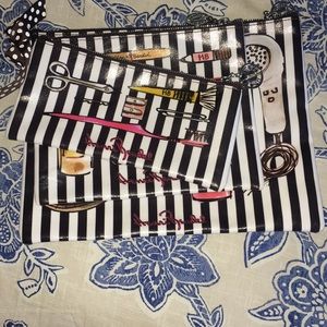 Henri Bendel Travel Cosmetic Bag Sef